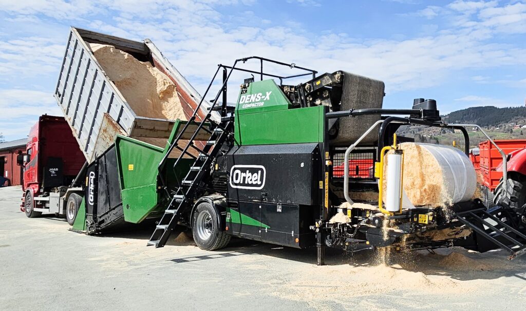 Maximiser la valeur des copeaux de bois avec les compacteurs orkel